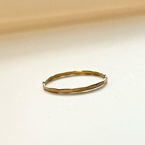 Elegant 14K Gold Filled-Toned Hammered Women's Ring